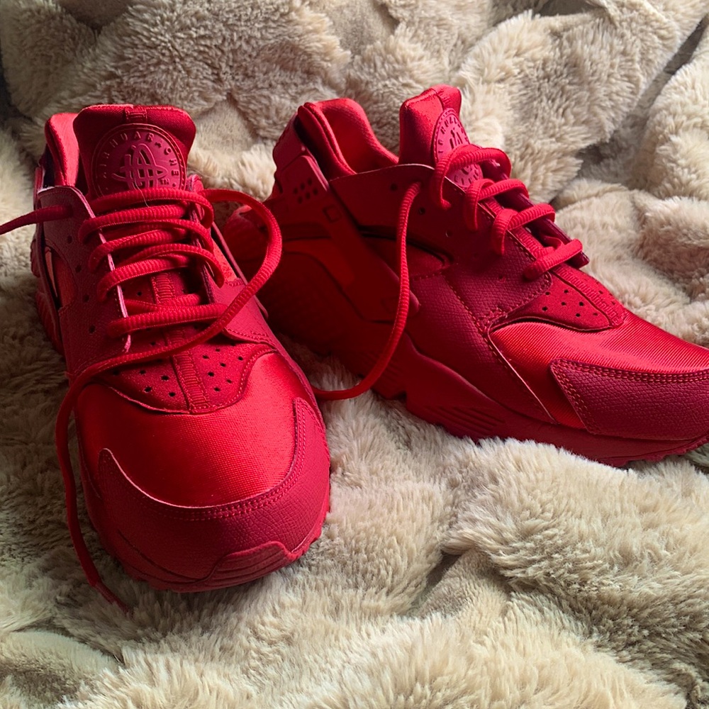Womens Ruby Red Nike Huarache Shoes